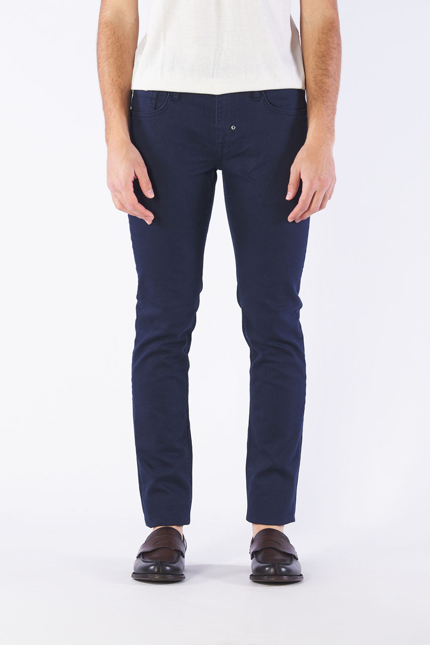 Ozzy tapered fit jeans in color power stretch MMDT00241-FA800181